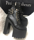 and American Nightclub Sexy Ankle Boots 2023 Fall New 16 Cm Super High Heel Womens Boots Crude Heel Lace-Up Short