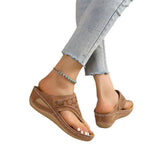 Summer New Herringbone Trailer Stitching, Sloping Heels, Thick Soles, Foot Clips, Hollowed-Out New