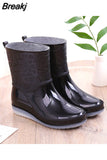 2023Women Rain Boots Ankle Boots Waterproof Shoes Winter Female Slip-On Cotton Shoes Size 36-41 Non-Slip Flat Round