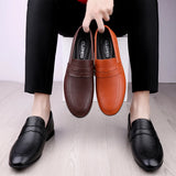 genuine Leather Men Shoes slip on Casual Breathable Loafers Men Moccasins Comfortable Flat Men Shoes Outdoor