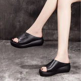 Summer New Fashion Solid Color Open Toe Women Slippers Wearing Thick Sole Slope Heel Comfortable Women's Shoes