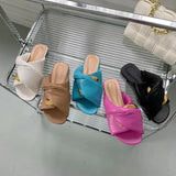 Ladies' Slippers Low Luxury Slides Rivet Slipers Women Designer Soft 2023 Flat Rubber Fabric Rome Hoof Heels PU