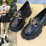 Women Spring New Black Platform Flats Shoes Women Loafers Slip on Boat Shoes Metal Chain Designer Casual Leather