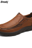 Men Casual Shoes Luxury Brand Fashion Mens Loafers Moccasins Breathable Slip on Retro Driving Shoes Men Leather
