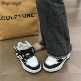 Cute Womens Sneakers Love Heart Bread Platform Designer Fashion Shoes Breathable Sports Casual Student New Footwear