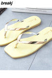 Summer flat flip-flops 36-41 casual women's outdoor fashion slippers beach holder fashion shoes woman slippers
