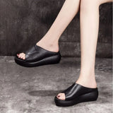 Summer New Fashion Solid Color Open Toe Women Slippers Wearing Thick Sole Slope Heel Comfortable Women's Shoes