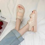 Sandals Summer New Flat British Wind Embroidery Thick-soled Casual Casual Roman Fragrance Designer Shoes
