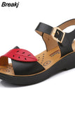 Flat Sandals Woman Aged Leather Soft Bottom Mixed Colors Sandal Platforms Comfortable Heel Shoe New Summer Mother