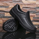 Men Shoes New Non-slip Chef Shoes Lightweight Loafers Waterproof and Stain Resistant Sneakers for Men Work