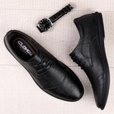 Men Dress Shoes lace up genuine Leather Luxury Fashion Groom Wedding Shoes for Men outdoor Luxury italian style Oxford