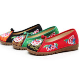 Breakj Shoes Ox Tendon Bottom Big Head Shoes Mother Grandma Shoes A Foot Pedal Cloth Shoe Women's Single Shoes Embroidered