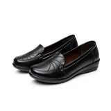 BEYARNEWomen shoes Spring soft soled mother black single shoes leather non-slip casual comfortable middle-aged ladies flat