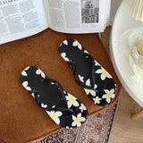 Women Beach Flip Flops Flat Outside Seaside Beach Fruit Cartoon Sandals Flip-flops Outdoor Slides Summer Home Bathroom
