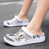 Summer Beach Slippers Men Sandals Outdoor Soft Bottom Hollow Garden Clogs Shoes Men Clogs Sandals De Hombre Big Size