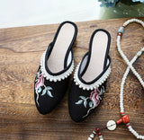 Breakj Sweet Fashion Lady Embroidered Cloth Shoes Bag Toe Slippers Wear Sandals New Summer