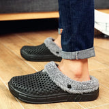 Men and Women Winter Slippers Fur Slippers Warm Fuzzy Plush Garden Clogs Mules Slippers Home Indoor Couple House Floor
