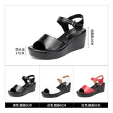 Leather Medium Heel Heel Sandals Summer 2023 New Muffin Thick Soles Fashion Large Size Soft Soles Mother Sandals