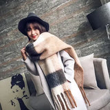 Shipping 2023 Winter Plaid Vintage Scarf Women Men Preppy Scarves Warm Pashmina Foulard Bufanda Male Mujer Thick Wrap