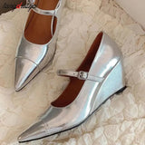 shoes Retro Mary Jane Shoes 2023 Designer Women's Pumps Fashion Women Patent Leather wedge High Heels Zapatos De