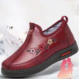 Emboridery Winter Loafers Women Casual Cozy Fur Moccasin Shoes 2023 Desinger Leather Sneakers for Elderly Woman