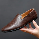 men shoes slip on England Breathable Men's genuine Leather Loafers Comfortable Shoes For Men Lightweight Slip-on Men