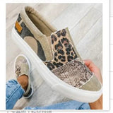 Autumn And Winter New Large-Size Women's Shoes Snakeskin Spliced Polyurethane Flat-Bottomed Canvas Shoes Women's Singles