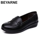 BEYARNEWomen shoes Spring soft soled mother black single shoes leather non-slip casual comfortable middle-aged ladies flat