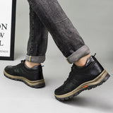 Hiking Shoes for Men New Casual Outdoor Hiking Shoes Winter Fleece Warm Men's Cotton Shoes Loafers Retro Leather