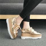 Autumn Women Patent Leather Stars Flat Platform Casual Shoes Fashion Lace Up Brogue Shoes Footwear Chaussures
