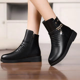 Women Boots 2023 Winter Thick Wool Lined Genuine Leather Women Snow Boots Large Size Women Winter