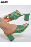 Women Sandals 2023 Summer Fashion Slippers Lightweight Casual Sandals New Cross Check Plaid Shallow Heel Women's Single