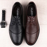 Men Dress Shoes lace up genuine Leather Luxury Fashion Groom Wedding Shoes for Men outdoor Luxury italian style Oxford