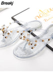 Women Summer Glitter Flat Flip-Flops Transparent Rivets Slippers Ladies Soft Rubber Beach Flip Flops Crystal Outdoor Sandals